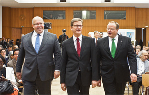 Bundesumweltminister Altmaier, Aussenminister Westerwelle, Entwicklungsminister Niebel; Foto: GIZ